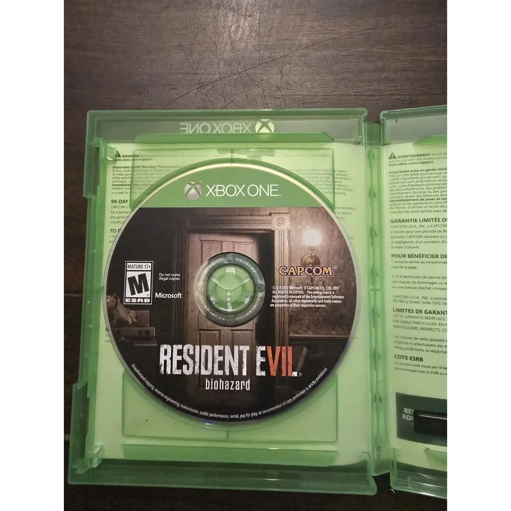 Resident‎ Evil 7: Biohazard - Microsoft Xbox One Zombie Game Tested